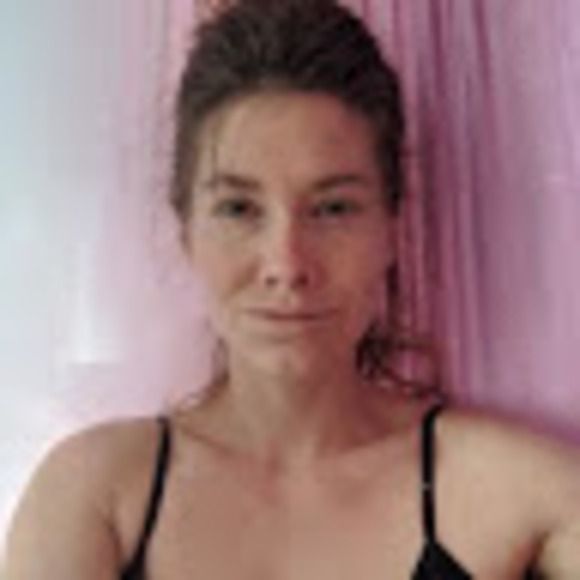 Meet your Posher, Erika - Picture 1 of 1